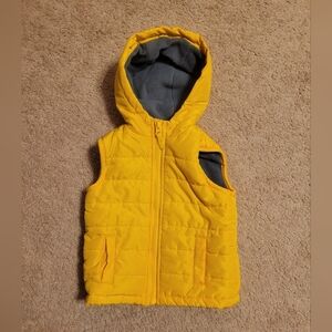 Little Me Yellow Vest Jacket 2T Boys unisex baby toddler puffer zip Hood